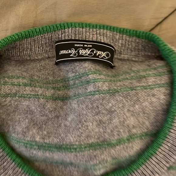 saks 5th ave pullover - Picture 2 of 2